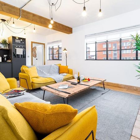 Haus Lofts - Luxury Suite - Parking - Smart Tv - Wifi Birmingham Luaran gambar